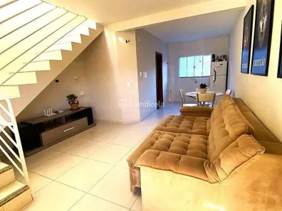 Sobrado com 2 Quartos à venda, 67m² no Alto Aririú, Palhoça