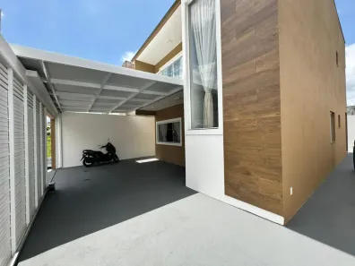 Casa com 4 Quartos à venda, 161m² no Lagoa, Macaé