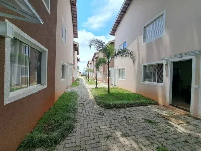 Sobrado com 2 Quartos à venda, 51m² no Parque Monjolo, Cotia