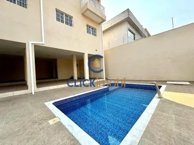 Sobrado com 3 Quartos à venda, 372m² no Jardim Lumen Christi, Campinas