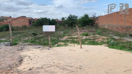 Lote/Terreno à venda, 300m² no Zona Rural, Barreirinhas