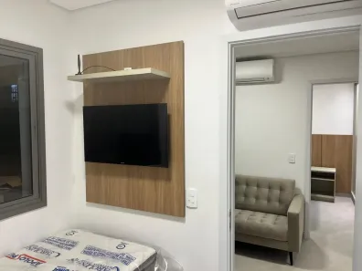 Apartamento com 2 Quartos para alugar, 55m² no Santo Amaro, São Paulo