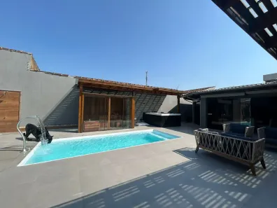Casa com 3 Quartos à venda, 200m² no Praia das Palmeiras, Caraguatatuba