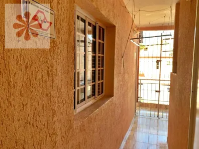 Casa com 2 Quartos para alugar, 60m² no Jardim Três Marias, São Paulo