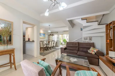 Casa de Condomínio com 3 Quartos à venda, 220m² no Ipanema, Porto Alegre