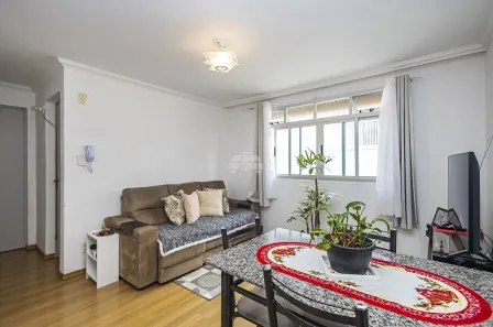 Apartamento com 2 Quartos à venda, 49m² no Santa Cândida, Curitiba
