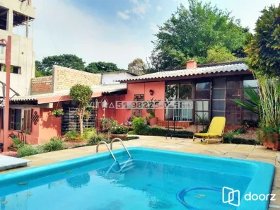 Casa com 6 Quartos à venda, 212m² no Teresópolis, Porto Alegre