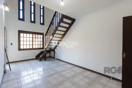 Casa com 4 Quartos para alugar, 880m² no Guarujá, Porto Alegre