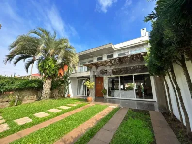 Casa com 4 Quartos à venda, 338m² no Torres, Torres