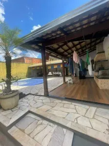Casa com 3 Quartos à venda, 250m² no Nossa Senhora da Abadia, Uberaba