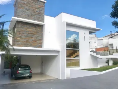 Casa com 3 Quartos à venda, 265m² no Pedra Branca, Palhoça