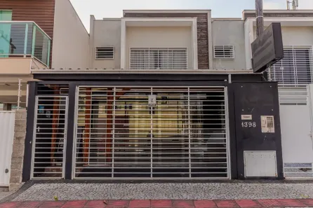 Casa com 3 Quartos à venda, 180m² no Centro, Balneário Camboriú