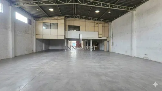 Galpão/Depósito/Armazém para alugar, 550m² no Castelo, Belo Horizonte