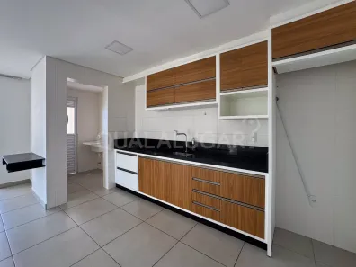 Apartamento com 2 Quartos para alugar, 74m² no Centro, Tubarão