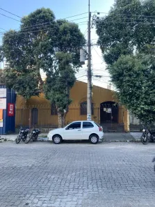 Imóvel Comercial com 4 Quartos para alugar, 500m² no Esplanada, Governador Valadares