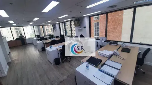 Sala Comercial para alugar, 200m² no Vila Olímpia, São Paulo