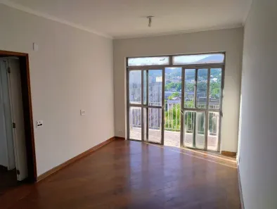 Apartamento com 2 Quartos para alugar, 70m² no Tanque, Rio de Janeiro