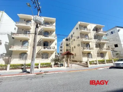 Apartamento com 1 Quarto para alugar, 36m² no Kobrasol, São José