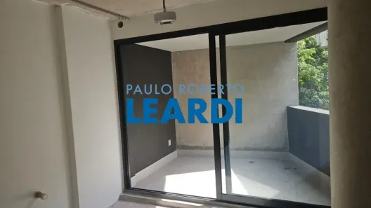 Sala Comercial à venda, 22m² no Pinheiros, São Paulo