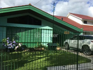 Casa com 4 Quartos à venda, 165m² no Guarujá, Porto Alegre