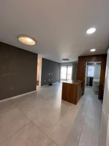 Apartamento com 3 Quartos para alugar, 105m² no Jardim das Acácias, São Paulo