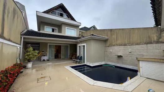 Casa de Condomínio com 4 Quartos à venda, 255m² no Barra da Tijuca, Rio de Janeiro