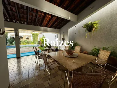 Casa com 4 Quartos à venda, 360m² no Saraiva, Uberlândia