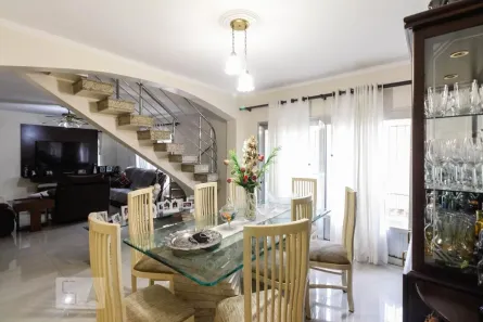 Casa com 3 Quartos à venda, 380m² no Quinta da Paineira, São Paulo