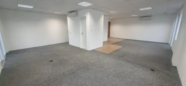 Sala Comercial para alugar, 82m² no Vila Gertrudes, São Paulo
