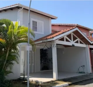 Casa de Condomínio com 3 Quartos para alugar, 160m² no Jardim Santa Maria, Jacareí