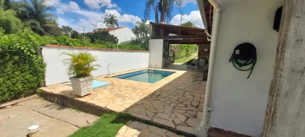 Fazenda/Sítio com 3 Quartos à venda, 138m² no Jardim das Laranjeiras, Itatiba
