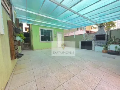 Casa com 2 Quartos à venda, 113m² no Jardim Mariléa, Rio das Ostras