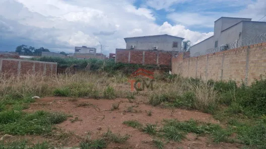 Lote/Terreno à venda, 250m² no Jardim Califórnia, Goiânia