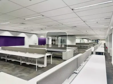 Sala Comercial para alugar, 930m² no Vila Gertrudes, São Paulo