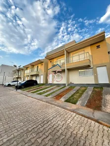 Sobrado com 3 Quartos à venda, 130m² no Dom Bosco, Cuiabá