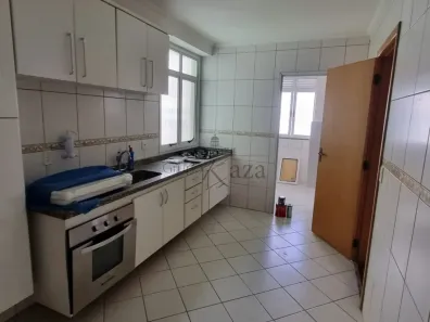 Apartamento com 4 Quartos para alugar, 127m² no Parque Residencial Aquarius, São José dos Campos