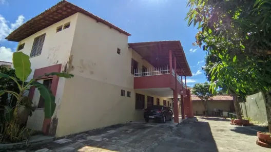 Casa com 7 Quartos à venda, 726m² no Montese, Fortaleza
