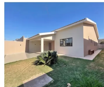 Casa com 3 Quartos à venda, 175m² no Parque Laranjeiras, Rio Verde
