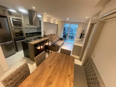 Apartamento com 3 Quartos para alugar, 99m² no Jurerê, Florianópolis