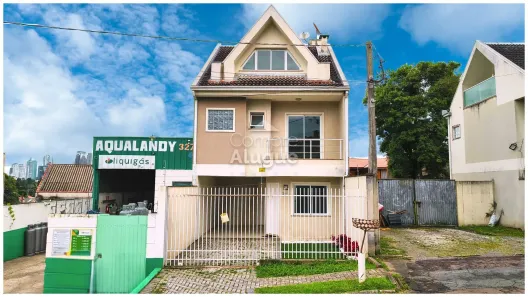 Sobrado com 3 Quartos para alugar, 155m² no São Braz, Curitiba