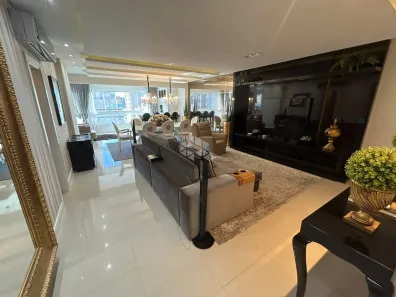 Apartamento com 3 Quartos à venda, 153m² no Meia Praia, Itapema