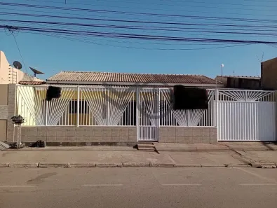 Casa com 3 Quartos à venda, 200m² no Morada da Serra, Cuiabá