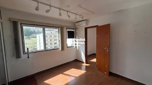 Sala Comercial à venda, 45m² no Centro, Nova Friburgo
