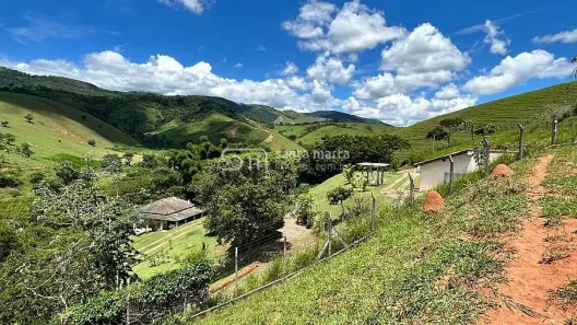Fazenda/Sítio com 2 Quartos à venda, 208m² no , Cachoeira Paulista