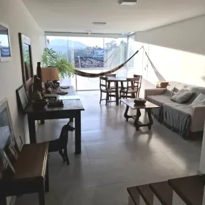 Casa com 3 Quartos à venda, 180m² no Maria Paula, Niterói