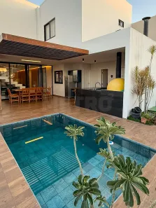Casa de Condomínio com 4 Quartos à venda, 285m² no Boa Esperança, Petrolina