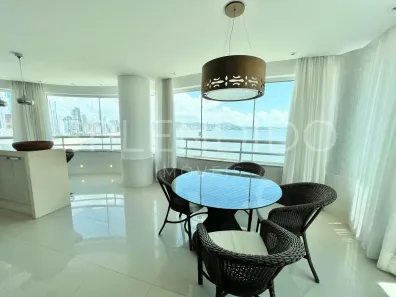 Apartamento com 3 Quartos para alugar, 220m² no Centro, Balneário Camboriú