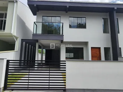Sobrado com 3 Quartos à venda, 100m² no Forquilhas, São José