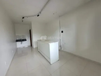 Sala Comercial para alugar, 30m² no Presidente Roosevelt, Uberlândia