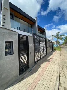 Sobrado com 3 Quartos à venda, 150m² no Itacolomi, Balneário Piçarras
